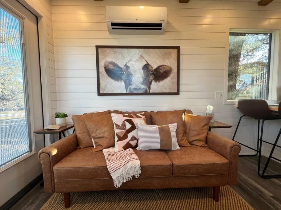 New The Flagship 2 Story Container Home واكو المظهر الخارجي الصورة